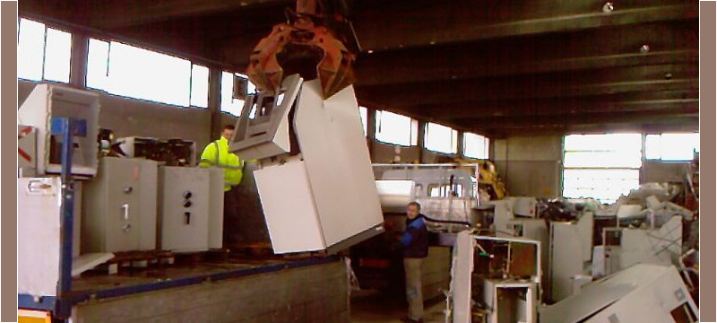 Schrott Schrottentsorgung durch die Firma Hammerschmidt Robert Recycling & Entsorgung in Augsburg